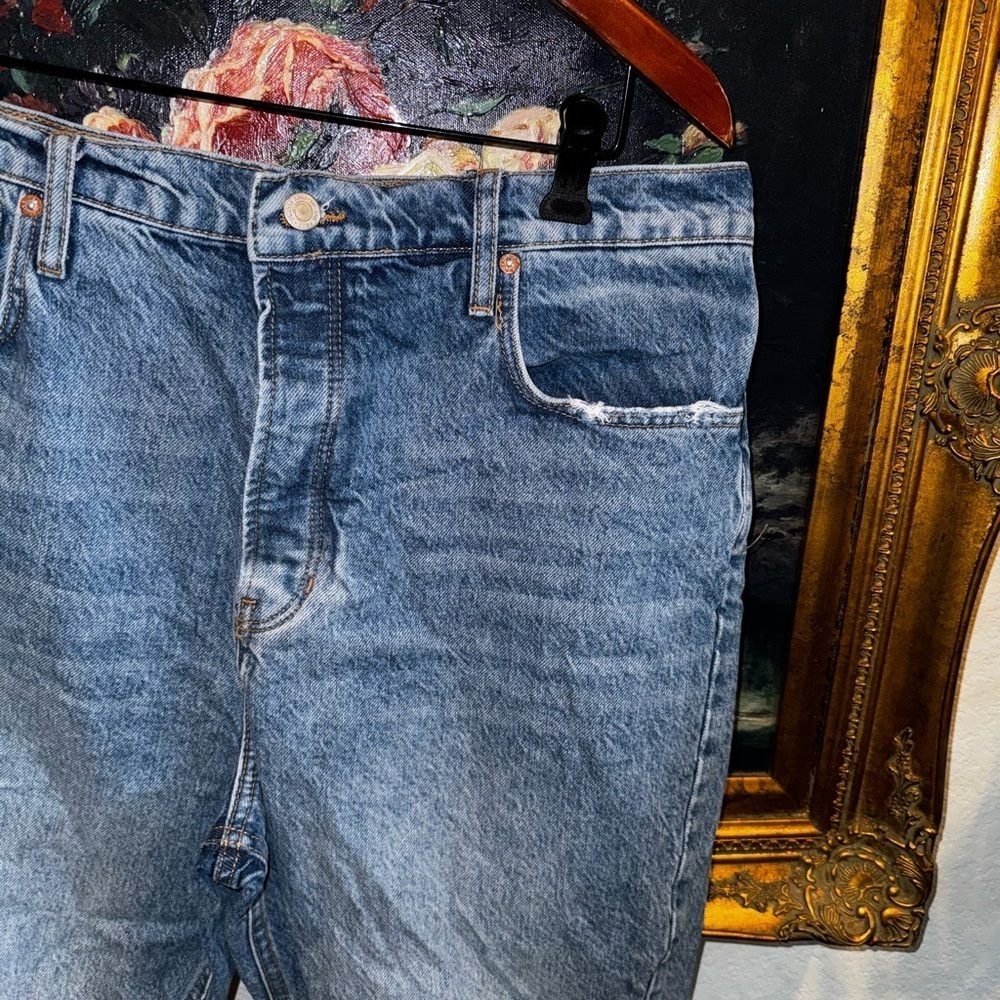 We the Free FP Destroyed Raw Hem High Waist Cropped Jeans Summer Grunge Size 32 - Picture 5 of 6